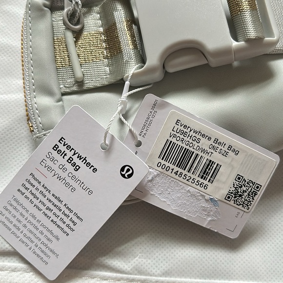 Lululemon Everywhere Belt Bag Vapor Gold White Wordmark Logo Crossbody Bag NWT - Picture 9 of 10
